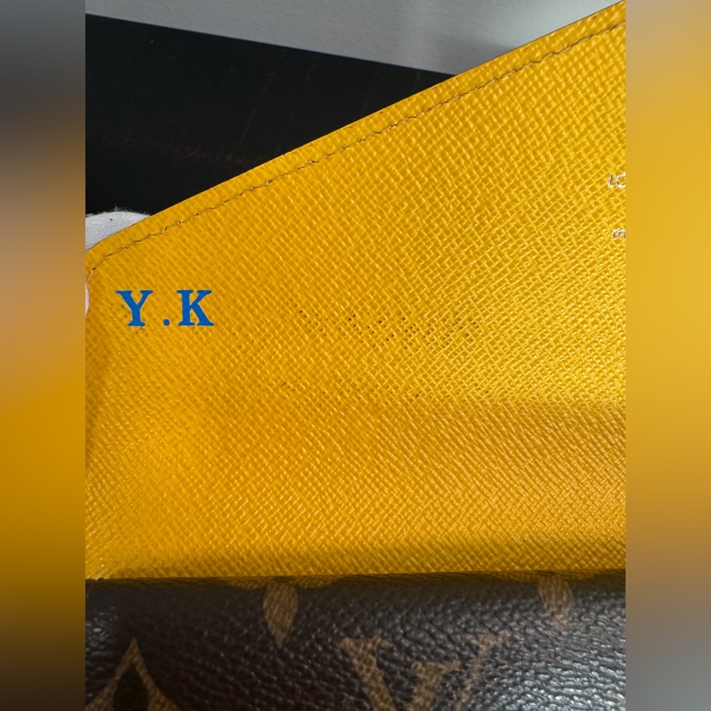LV Long Wallet - Picture 11 of 12